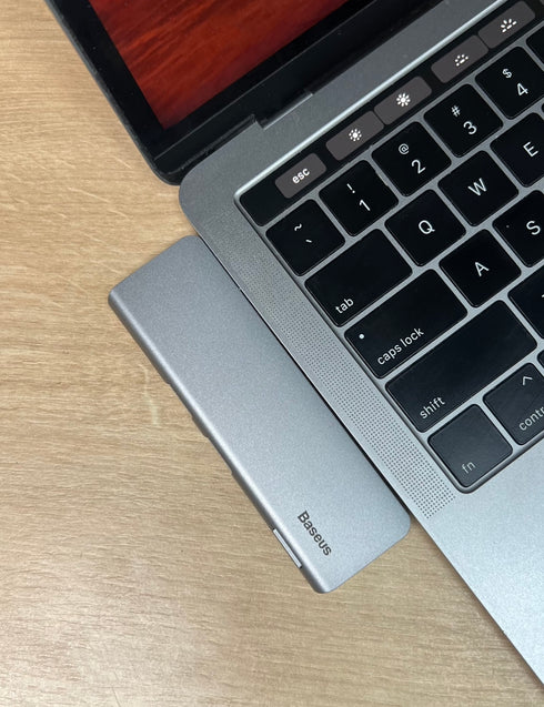 BASEUS - ADAPTADOR PARA MACBOOK TIPO ARMONICA HUB 5 EN 1